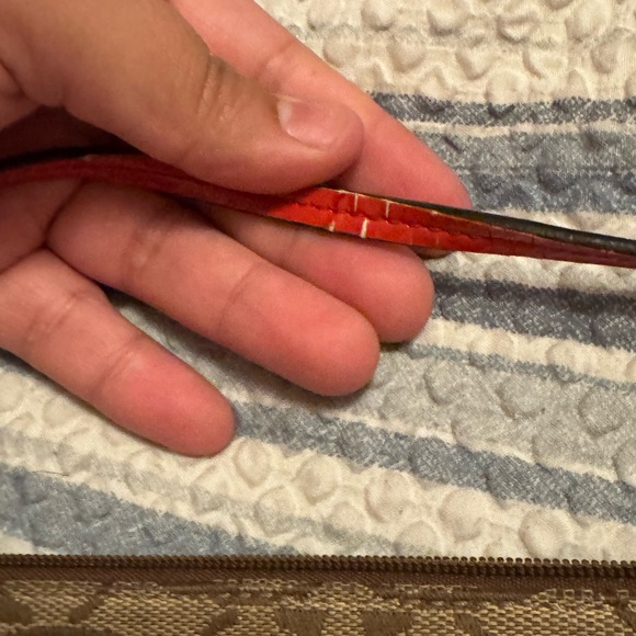 Coach wristlet - Picture 4 of 8